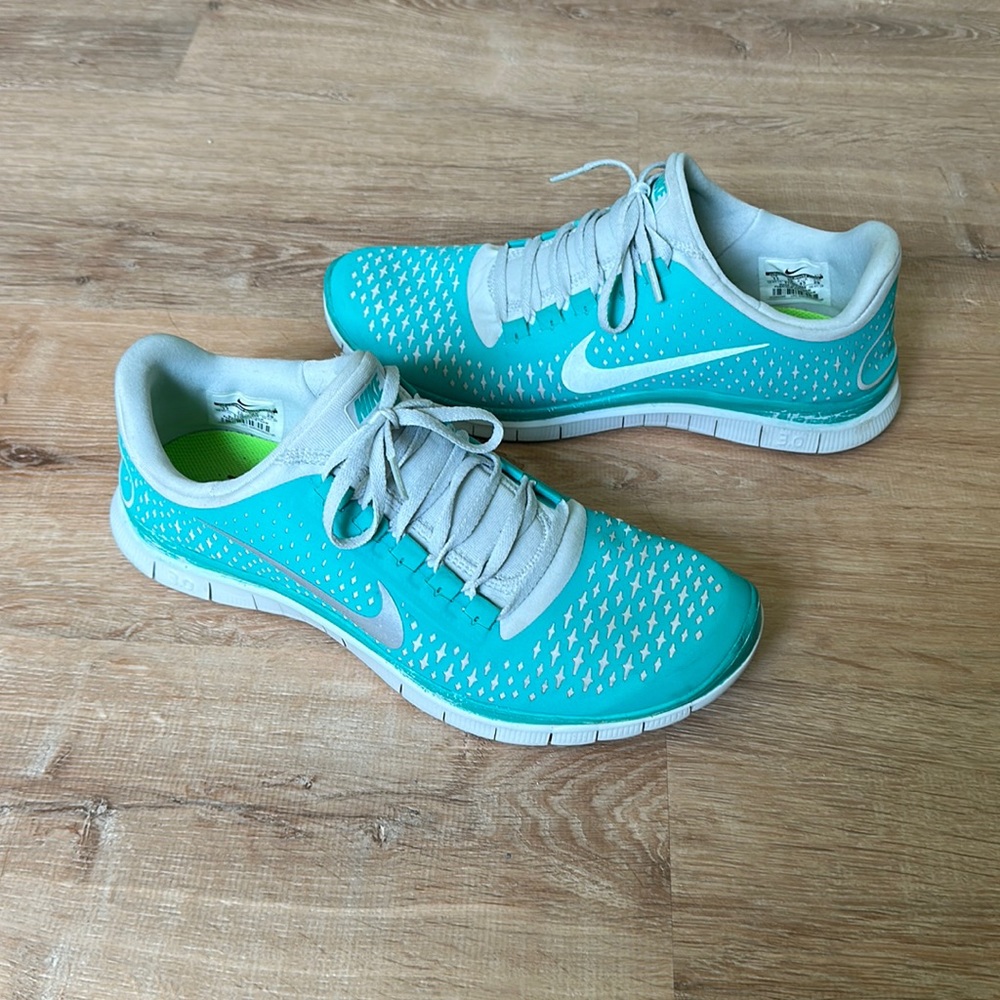Nike Free Running Shoes size 11